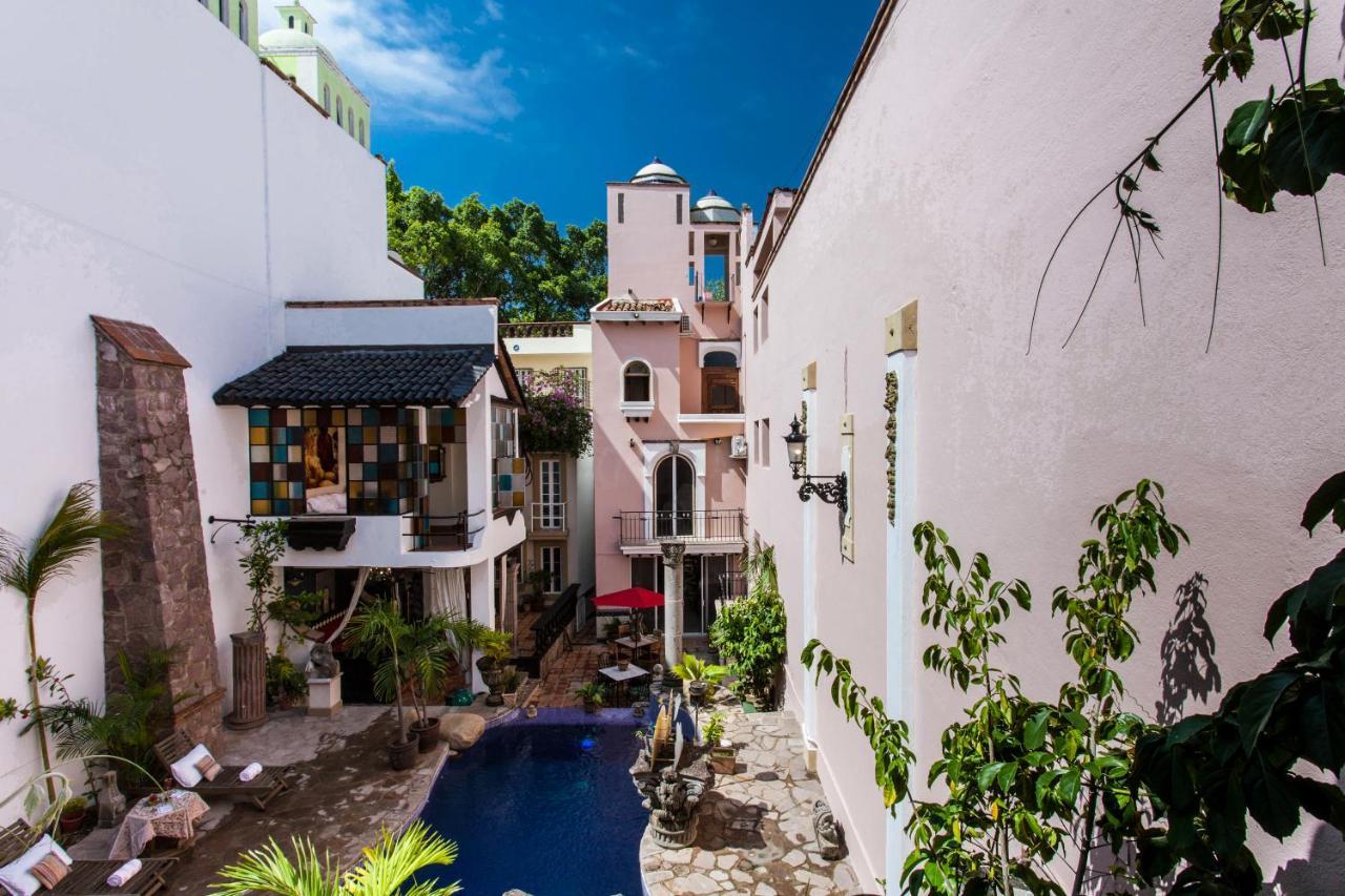 Garlands Del Rio Acomodação com café da manhã Puerto Vallarta Exterior foto