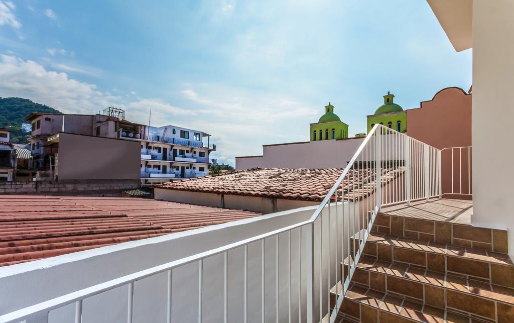 Garlands Del Rio Acomodação com café da manhã Puerto Vallarta Exterior foto